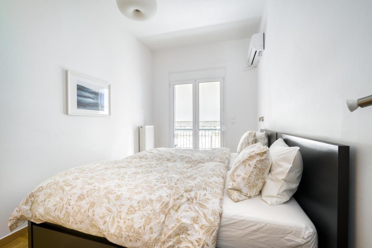 Stylish, Sunny New 2 Bedroom, Prime Central Athens Luaran gambar