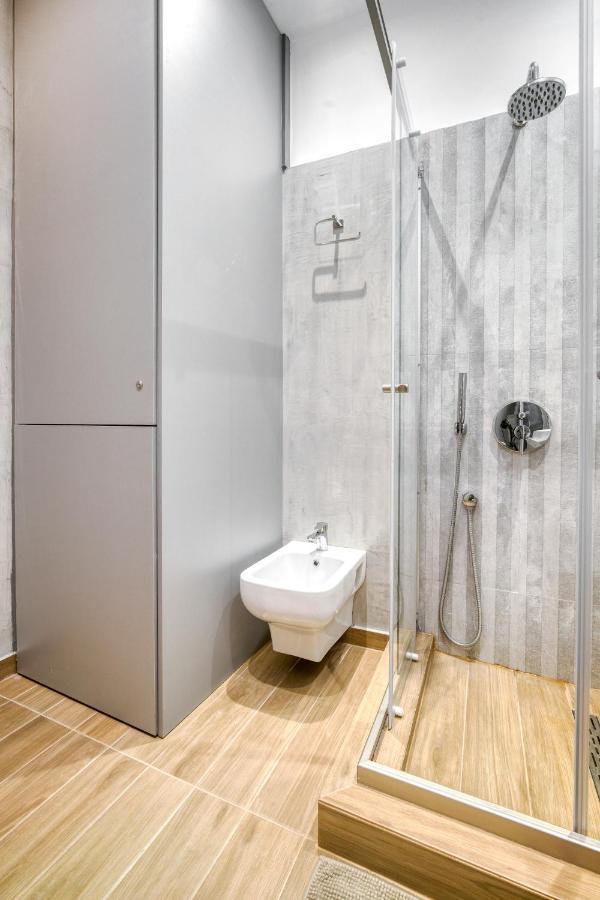 Stylish, Sunny New 2 Bedroom, Prime Central Athens Luaran gambar