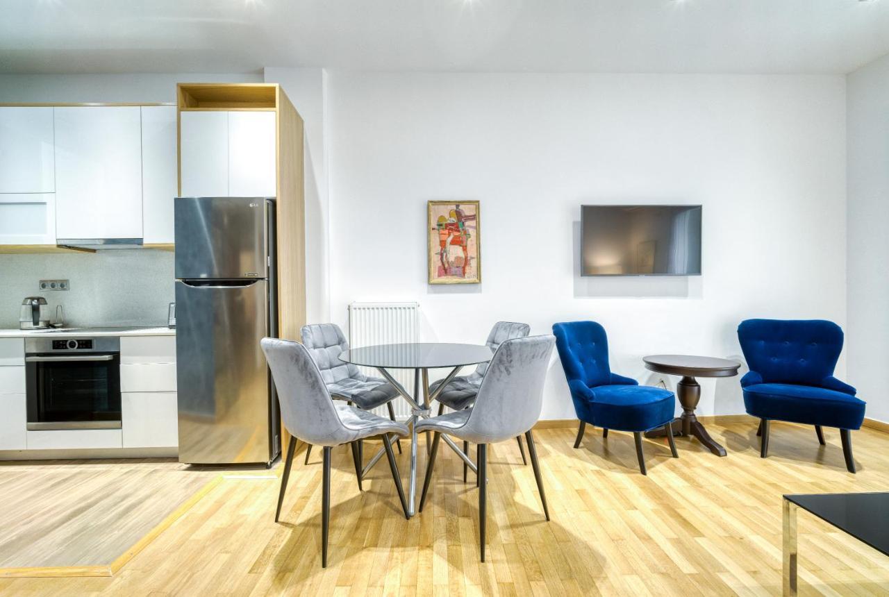 Stylish, Sunny New 2 Bedroom, Prime Central Athens Luaran gambar
